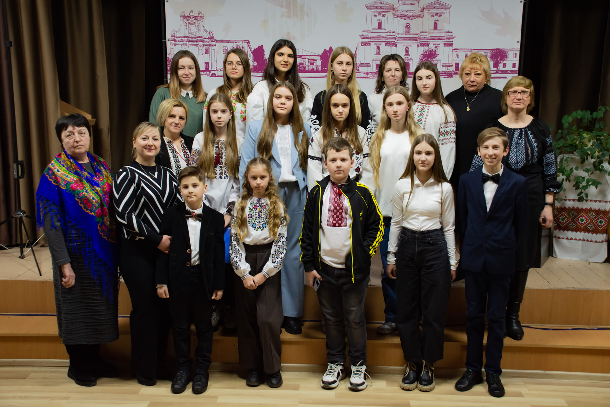 Відкрита обласна науково-творча учнівська конференція присвячена творцям української культури